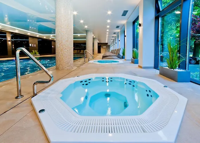PORTY b103 Nadmorskie Tarasy pool sauna parking